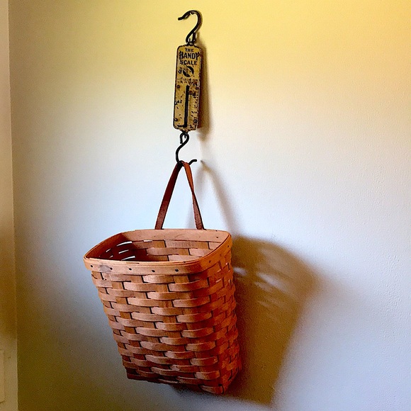 Vintage Decorative Hanging Spring Scale - Picture 4 of 4